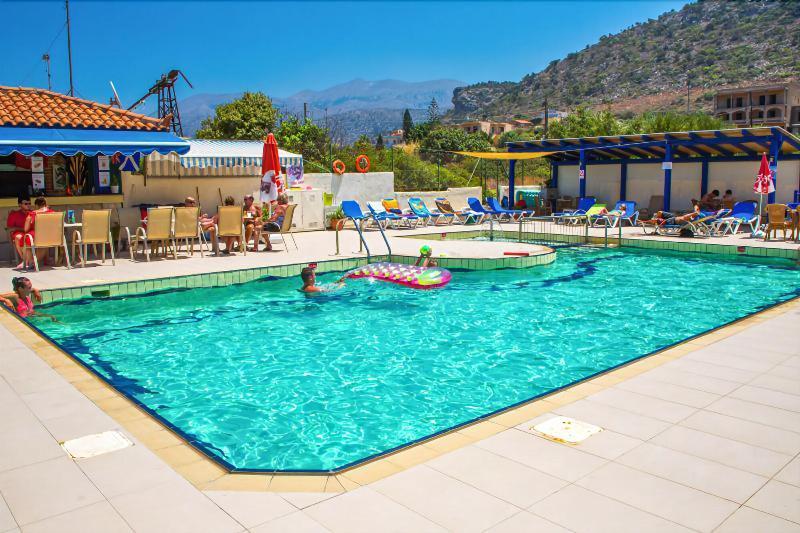Sergiani Garden Aparthotel 2*